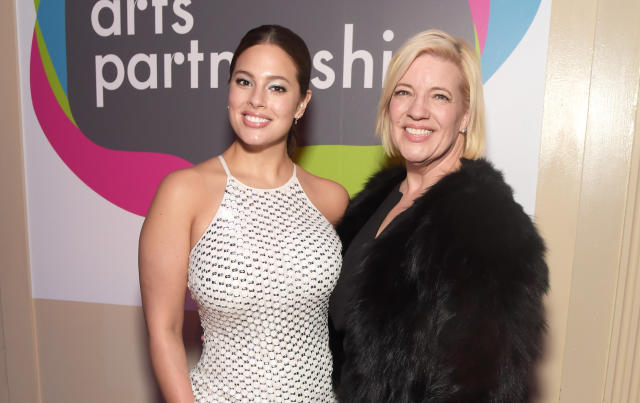 Ashley Graham Shares How She Deals With Mom-Shamers