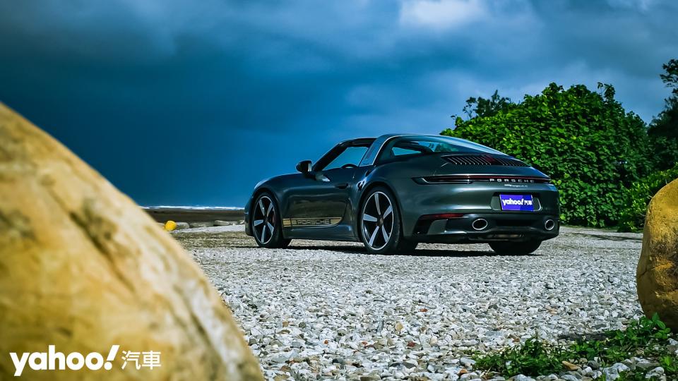 2022 Porsche 911 Targa 4S西濱試駕，懂你要的浪漫、更解你駕馭的渴望！