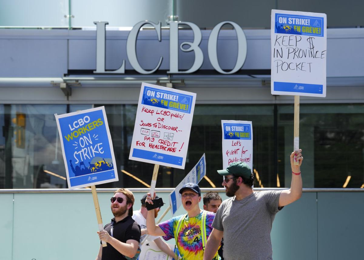 LCBO no longer plans to open 32 stores amid ongoing strike