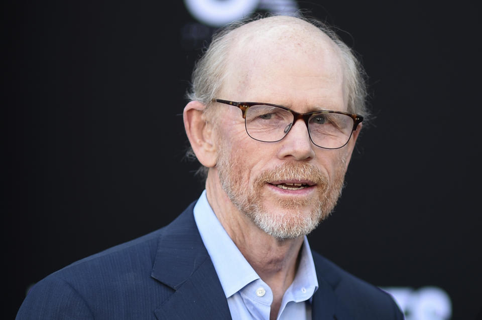 Ron Howard llega a la premiere de "Thirteen Lives" el jueves 28 de julio de 2022 en el Regency Village Theatre en Los Ángeles. (Foto por Richard Shotwell/Invision/AP)