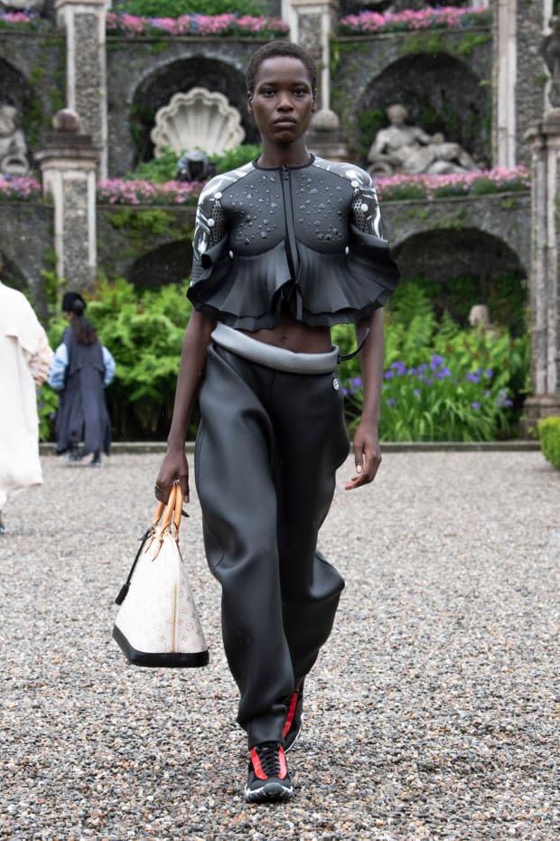 Nicolas Ghesquière Does Seaside Baroque Athleisure for Louis Vuitton Cruise  2024 - Fashionista