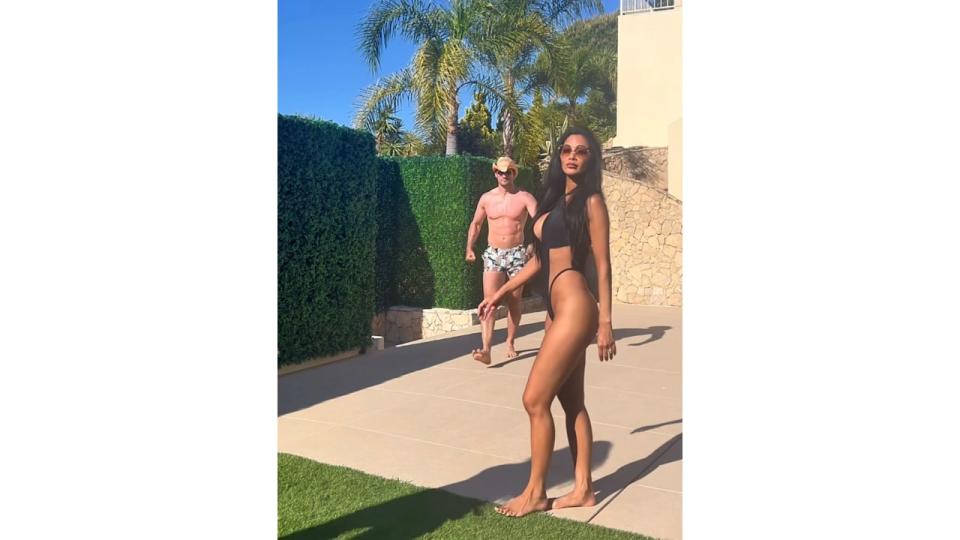 nicole scherzinger black swimsuit 