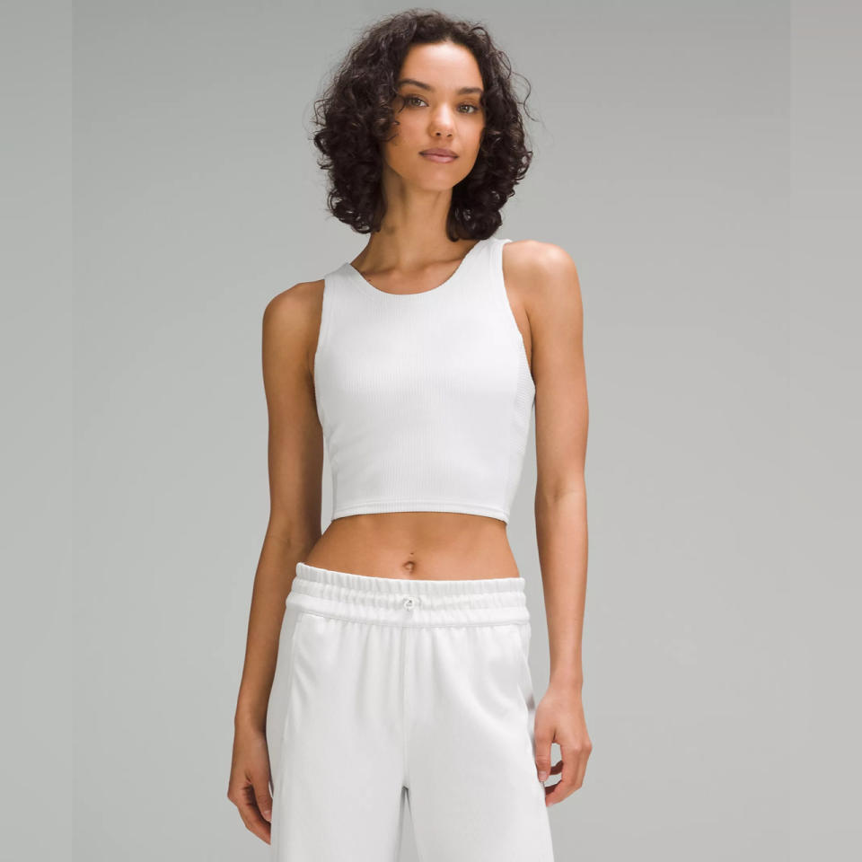 Camiseta cropped Softstreme con tirantes y acanalada. (Foto: Lululemon)