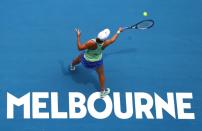 Foto del miércoles de la tenista local Ashleigh Barty durante su partido ante la eslovena Polona Hercog por la segunda ronda del Abierto de Australia