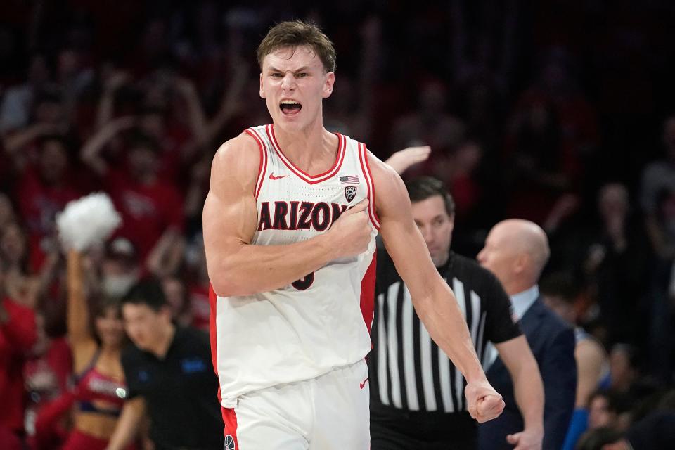 Will Pelle Larsson and the Arizona Wildcats beat the Oregon State Beavers on Thursday night? College basketball picks, predictions and odds weigh in on the Pac-12 Conference game.