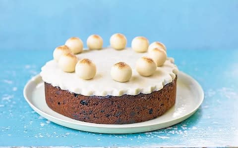 Paul Hollywood's simnel cake