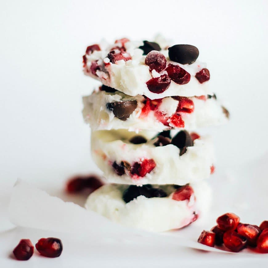 Frozen Greek Yogurt Bar With Pomegranate and Dark Chocolate from Live Eat Learn