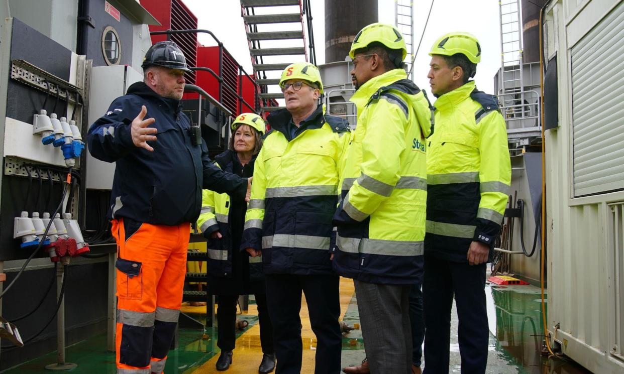 <span>Keir Starmer visits the Port of Holyhead with shadow Welsh secretary Jo Stevens, new Welsh first minister Vaughan Gething and shadow energy secretary Ed Miliband.</span><span>Photograph: Peter Byrne/PA</span>