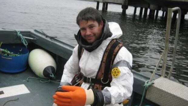 Commercial diver Luke Seabrook, 39, was sucked into an underwater opening at the Nova Scotia Power Tidal Plant in Annapolis Royal, N.S., and died on scene. (Seabrook family - image credit)