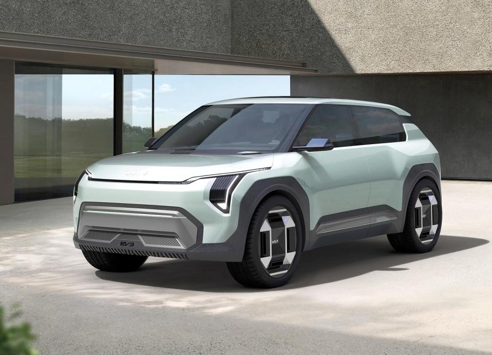 將在2024年推出量產版車型的EV3純電小休旅，國內預計會在2025年導入上市。