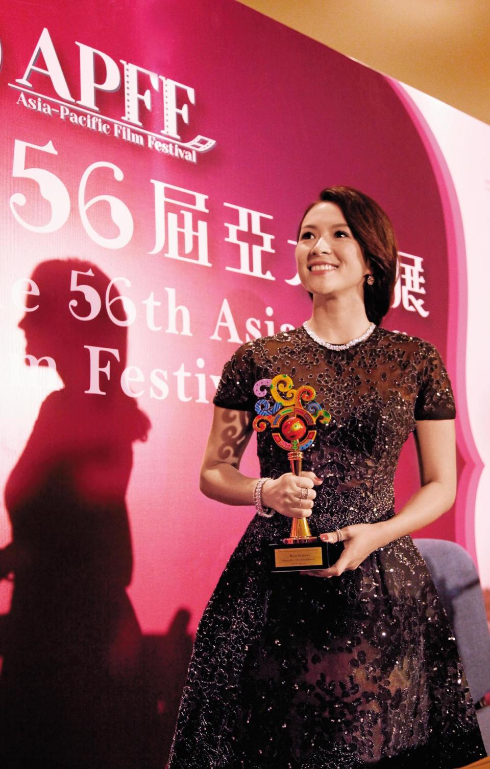 章子怡2013年憑著《一代宗師》拿下亞太影展及金馬獎影后等大獎，奠定她的演技派巨星地位。（東方IC）