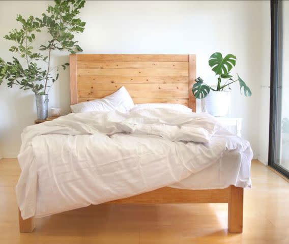 <p><a href="https://www.apieceofrainbow.com/diy-bed-frame-headboard/" data-component="link" data-source="inlineLink" data-type="externalLink" data-ordinal="1">A Piece of Rainbow</a></p>