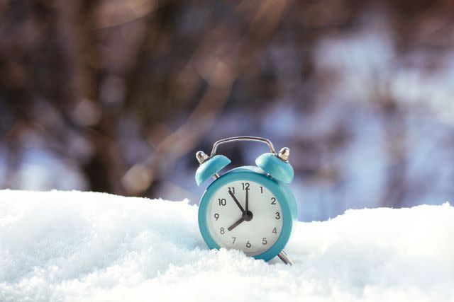 <p>Getty</p> Alarm clock in the snow.