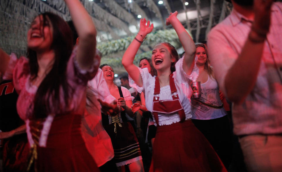 Mit über 600.000 Besuchern gehört das Fest in Blumenau zu den größten Oktoberfesten nach dem Münchner Original. Zudem ist es das zweitgrößte brasilianische Volksfest nach dem Karneval in Rio. (Bild: Getty Images)