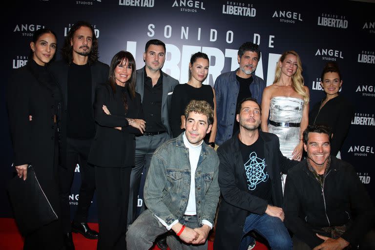 Hay equipo. A pesar del temporal que azotó a la ciudad de Buenos Aires en el día de ayer, ellos no quisieron perderse este estreno internacional