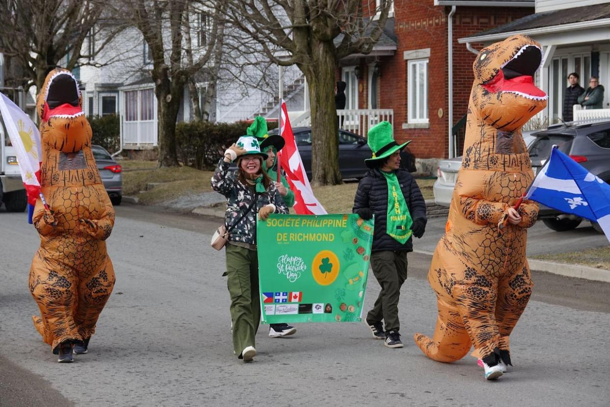 The Société Philippine de Richmond marched in the Richmond St. Patrick's Day parade this year, one of the ways the growing Filipino population in the town is working to be involved in the larger community. (Gordon Lambie/CBC - image credit)