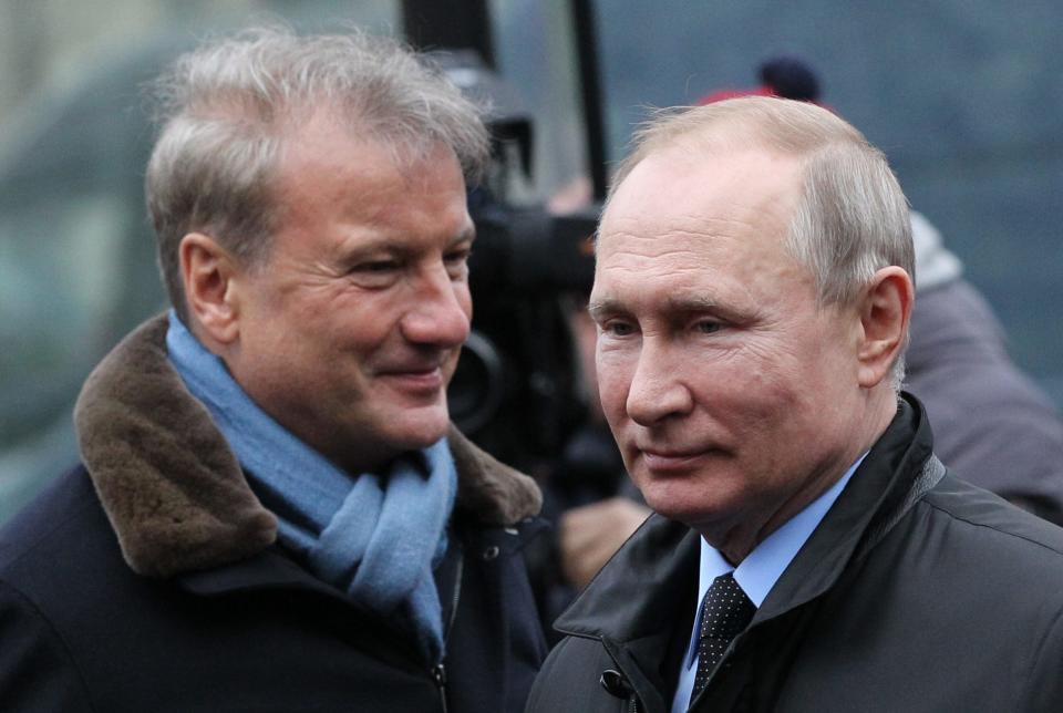 Sberbank-Chef Herman Gref und der russische Präsident Wladimir Putin. - Copyright: Mikhail Svetlov/Getty Images