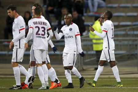 Football Soccer - Lorient v Paris St Germain - French Ligue 1 - Moustoir stadium, Lorient, France - 21/11/2015Paris St Germain's Blaise Matuidi (R) celebrates with team mates after scoring against Lorient during their French Ligue 1 soccer match REUTERS/Stephane Mahe