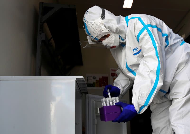 Medical staff members at sampling station in Prague