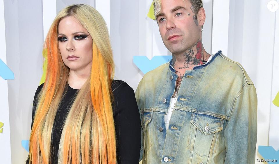 Avril Lavigne séparée : son mariage tombe à l'eau... à cause d'un rappeur ? - BestImage
