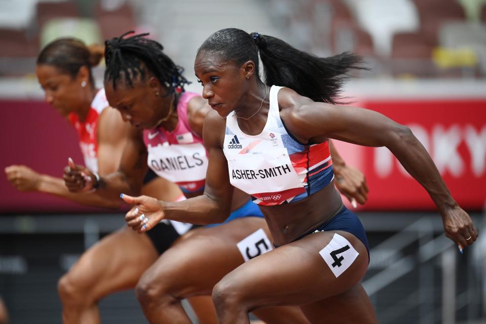 31) Dina Asher Smith is beaten but goes through to the next round of 100m heats