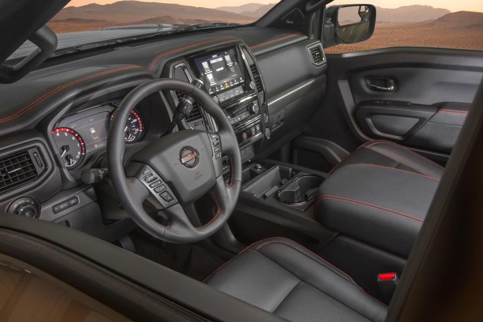 View Photos of the 2020 Nissan Titan