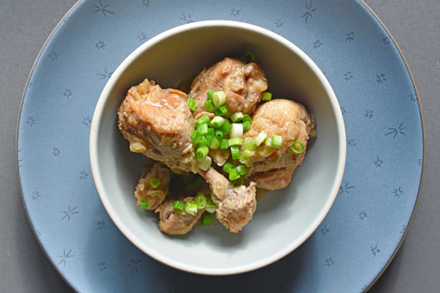 Lemongrass and Coconut Chicken Drumsticks from Nom Nom Paleo