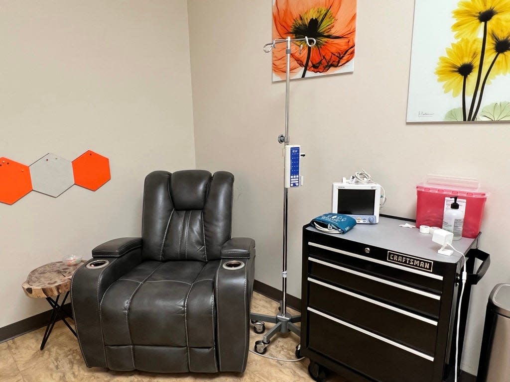A treatment room at Edelica Health in Milwaukee. Patients sit in a recliner while being monitored for vital signs during ketamine infusion treatment.