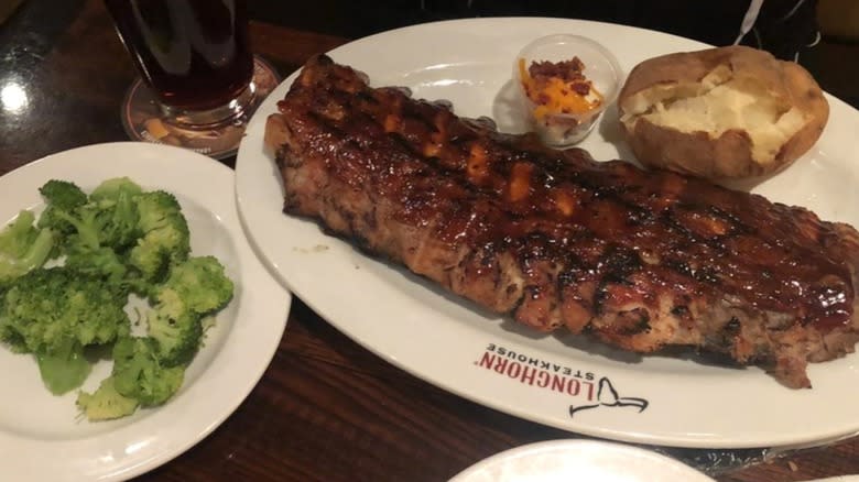 LongHorn Steakhouse ribs
