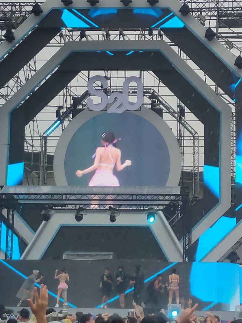 大馬「平交道女神」亞洲百大女DJ Amber NA（藍星蕾）登S2O。（圖／業者提供）