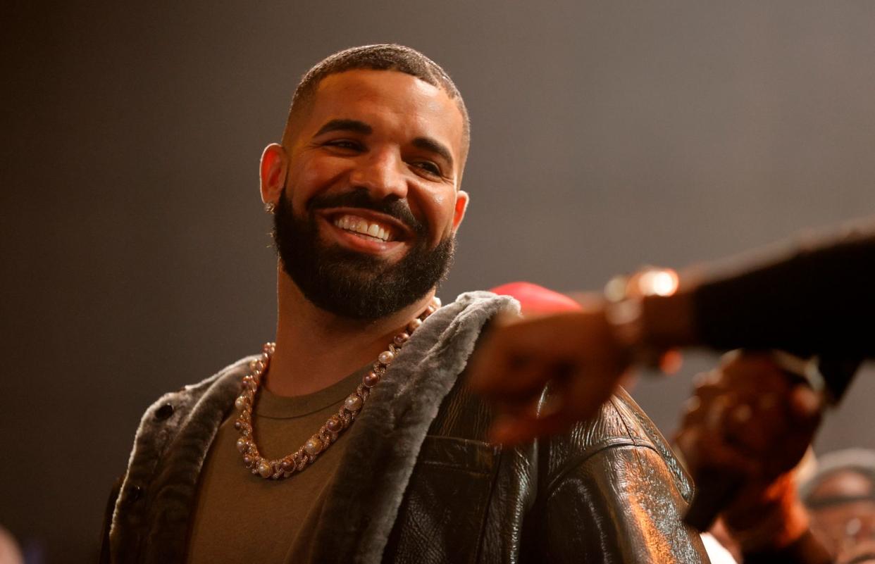 Drake hat Grund zur Freude: Am 22. September erscheint sein neues Album "For All The Dogs". (Bild: Getty Images / Amy Sussman)