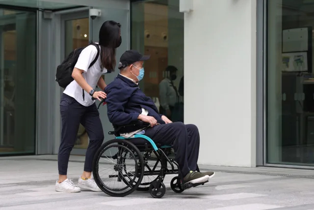 Lim Oon Kuin arrives at the State Courts in Singapore in October 2023. (Photo: Lionel Ng/Bloomberg)