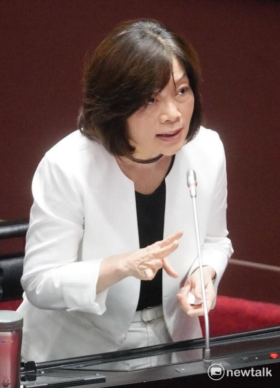 勞動部長何佩珊何佩珊強調，撥補只是改革方案之一，並表示現在勞保水位非常安全。   圖：張良一/攝