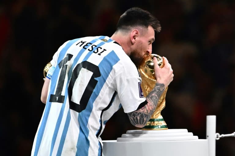 Messi y Argentina brindan por los medios del mundo