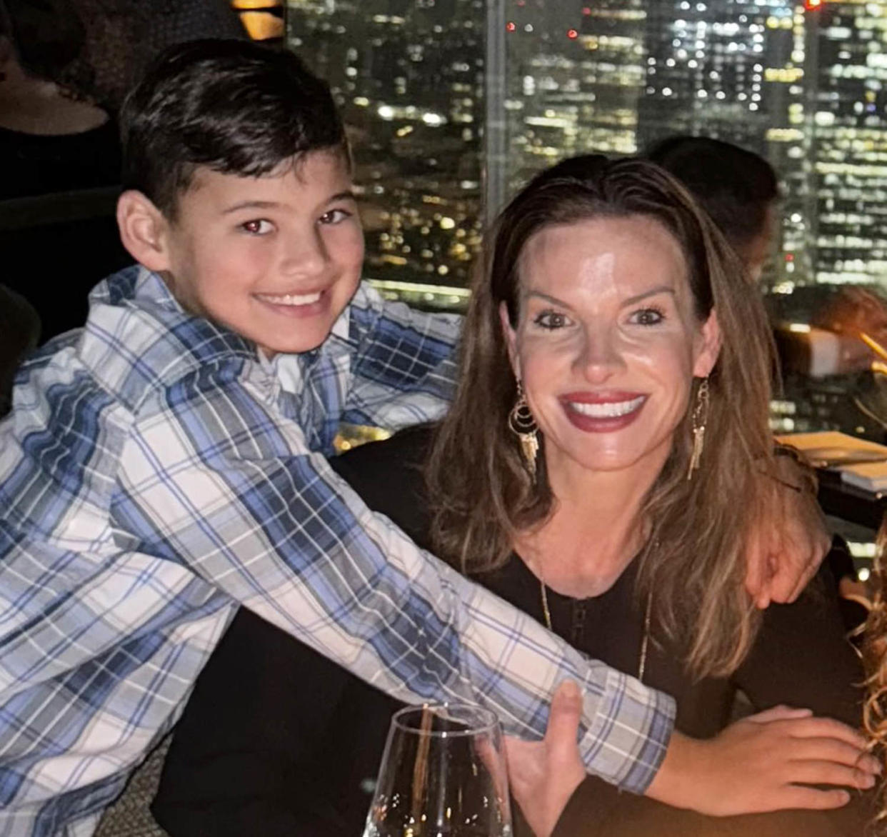 Wendy Steele with her son Colton smile at a restaurant. (Courtesy Wendy Steele)