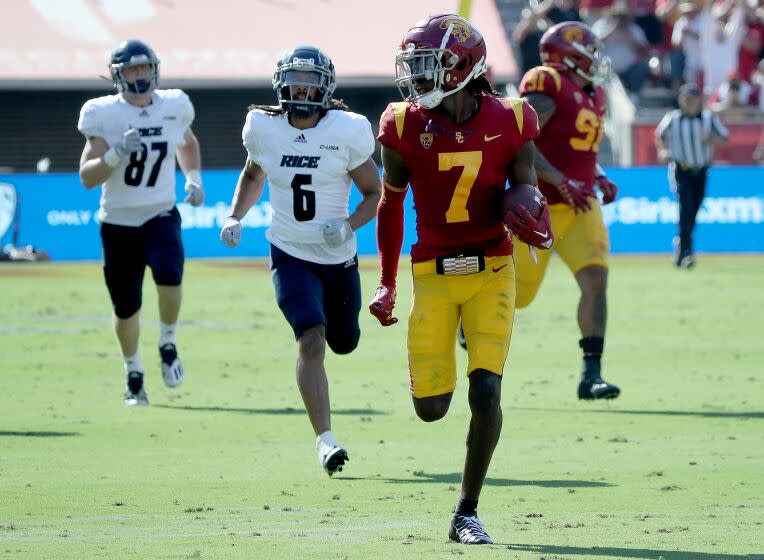 LOS ANGELES, CALIF. - SEP. 3, 2022. USC strong safety Calen Bullock returns an interception.