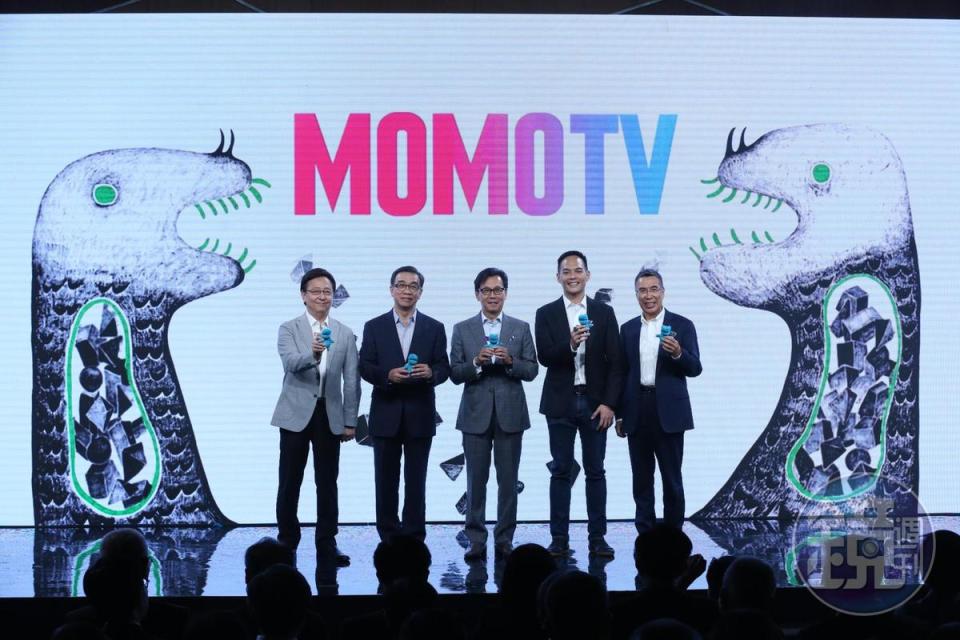 MOMOTV由凱擘大寬頻持股85%、民視持股15%，董事長由資深媒體人李四端出任。