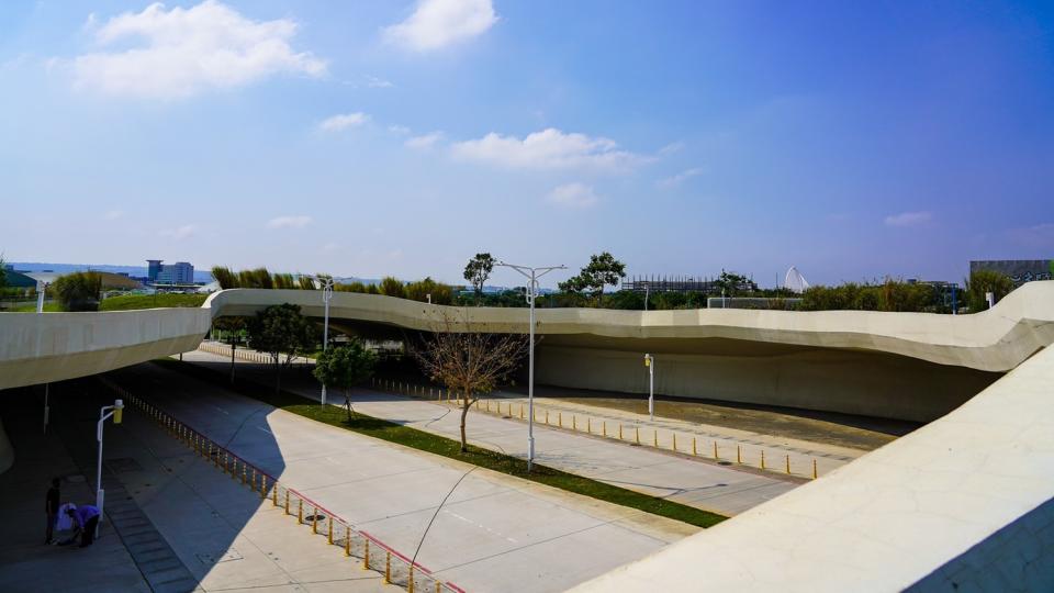 中央公園園區以「智慧、低碳、 創新」原則規劃。   台中市政府/提供