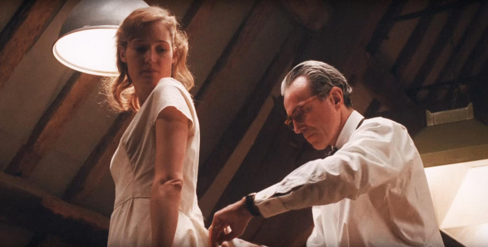 PHANTOM THREAD, from left: Vicky Krieps, Daniel Day-Lewis, 2017. © Focus Features /Courtesy Everett Collection