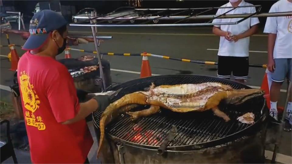 霸氣餐廳「烤全鱷」大解密！老闆曝口感像1款高級海味　價碼長這樣