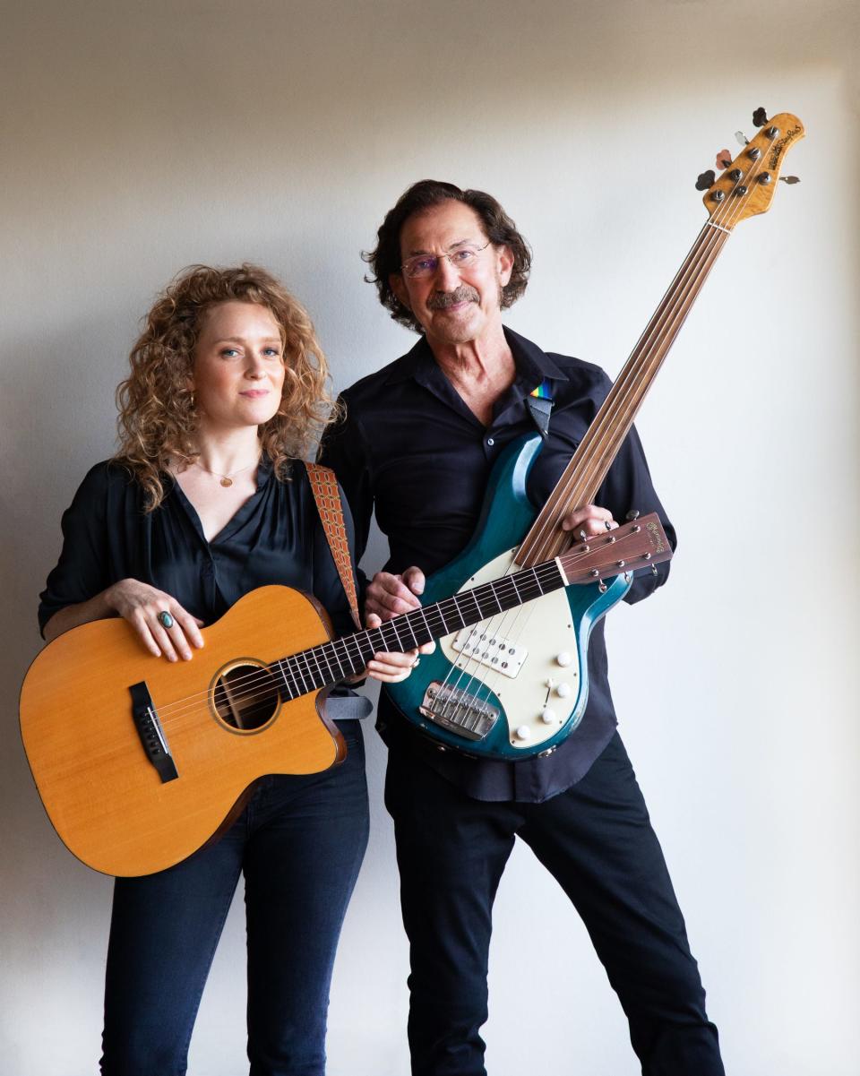 Daniel "Freebo" Friedberg and Alice Howe will perform in an acoustic concert at Unitarian Universalist Church of Utica