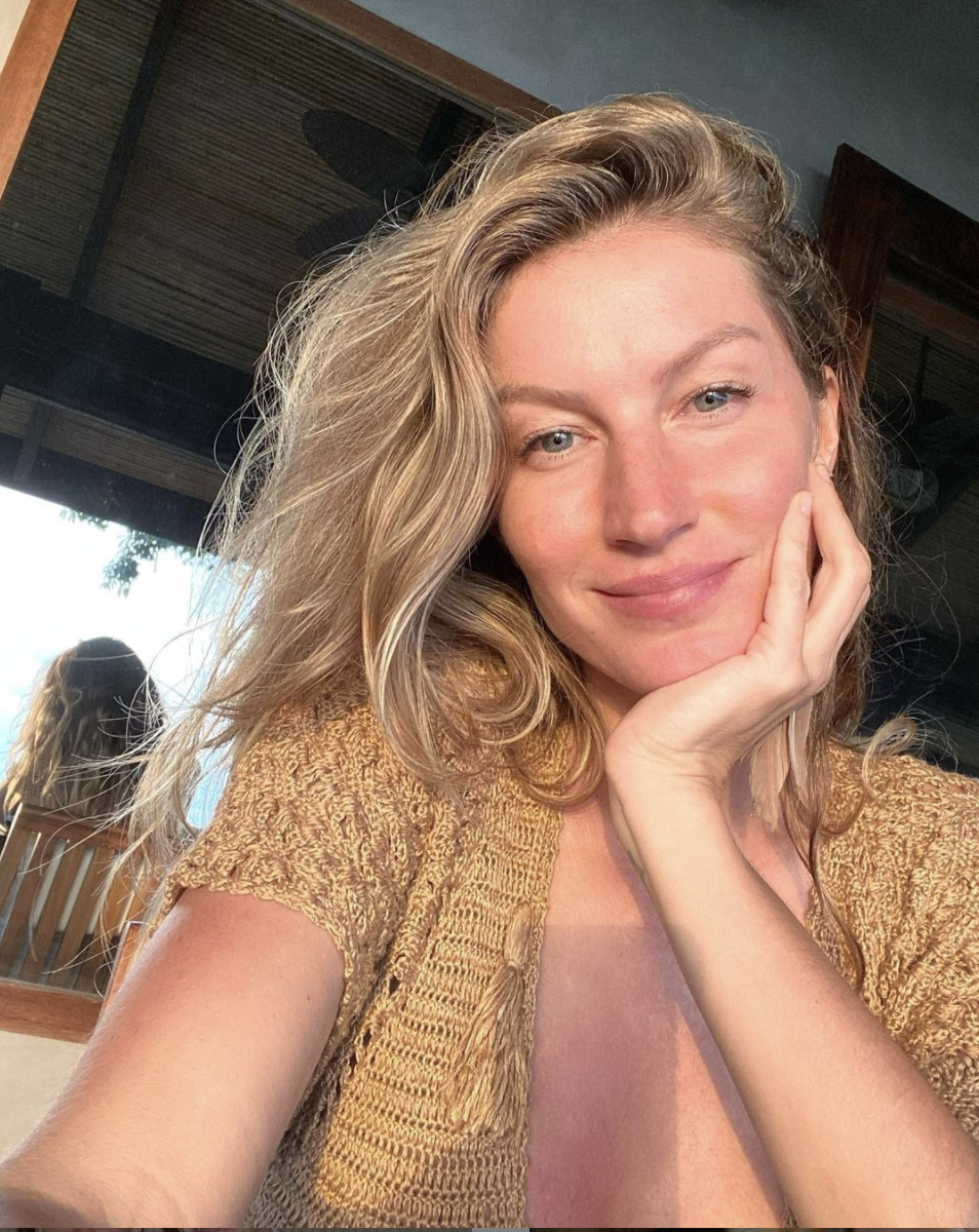 101 Times Celebrities Posted Makeup-Free Selfies