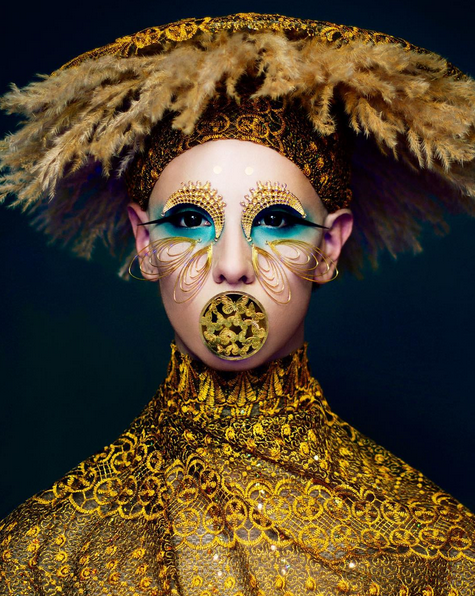 This makeup artist creates mesmerizing self portraits
