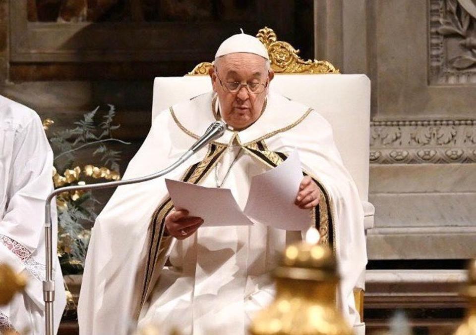 教宗方濟各於去年12月25日主禮耶誕節子夜彌撒。（翻攝Pope Francis IG）