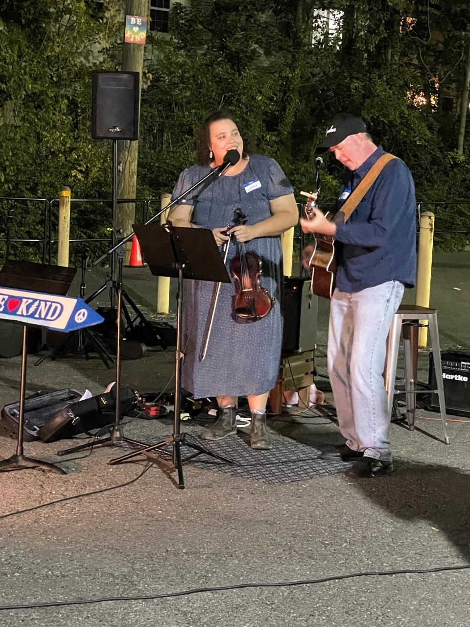 Justice Fuller and Mike Wagner perform at Suburbs Fest 2021 at Settle Down Easy Brewing in Falls Church on Oct. 1, 2021.