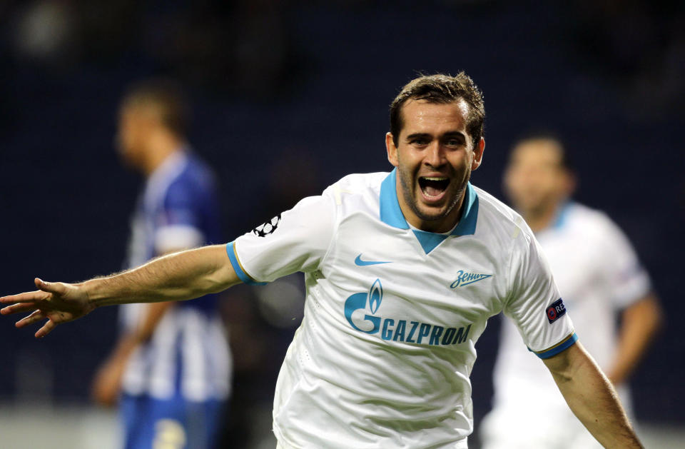 Zenit St Petersburg's Aleksandr Kerzhakov celebrates his goal against Porto during their Champions League soccer match at Dragon stadium in Porto October 22, 2013. REUTERS/Miguel Vidal (PORTUGAL - Tags: SPORT SOCCER)