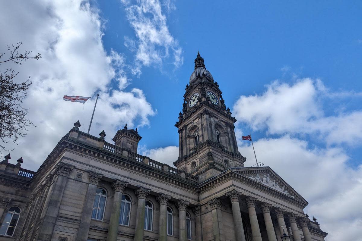 The St George flag is flying from Bolton Town Hall <i>(Image: Jack Fifield, Newsquest)</i>