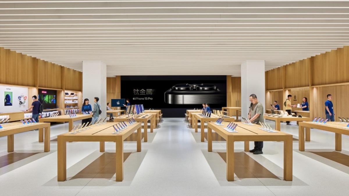 Apple Store Count Worldwide: 272 In US, 45 In China And More - News18