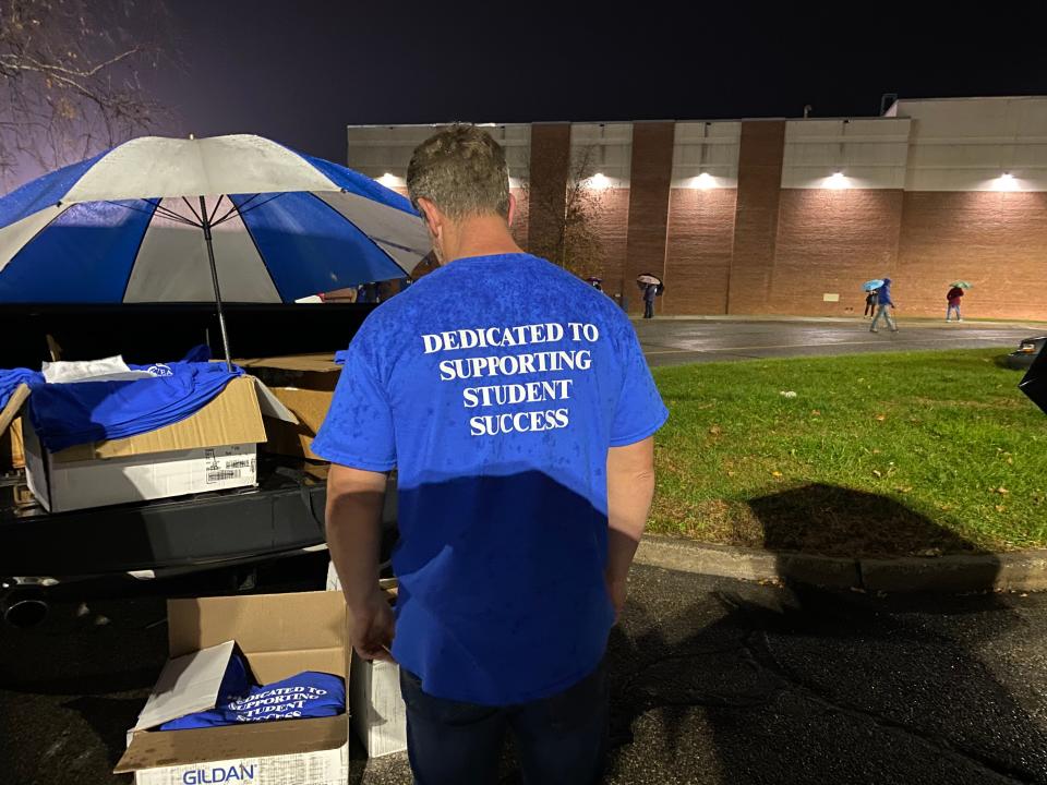 A man wears a t-shirt in support of Pleasant Valley School District teachers at an informational picketing rally held Thursday, Nov. 18 at the high school in Brodheadsville.