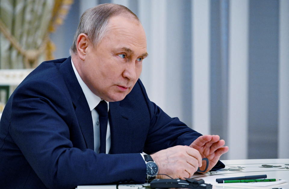 FTSE outpeforms European peers: Russian President Vladimir Putin